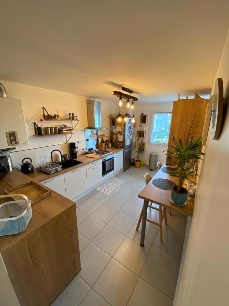 Appartement Lumineux 70 M2 Proche Centre Brest Luaran gambar